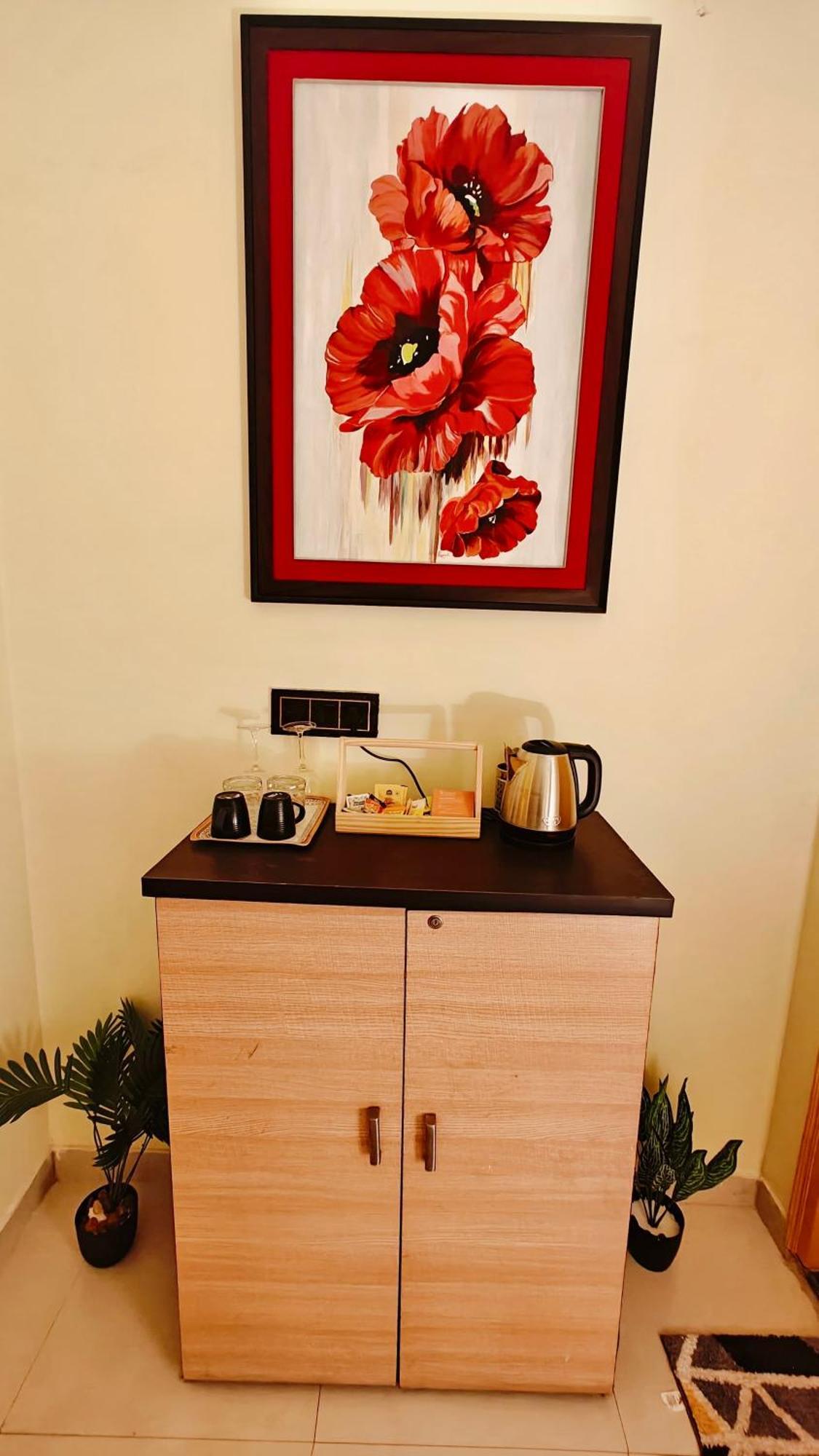 The Yellow House - Couple'S Getaway In Gomti Nagar- 1 Bhk Lakhnaú Exteriér fotografie